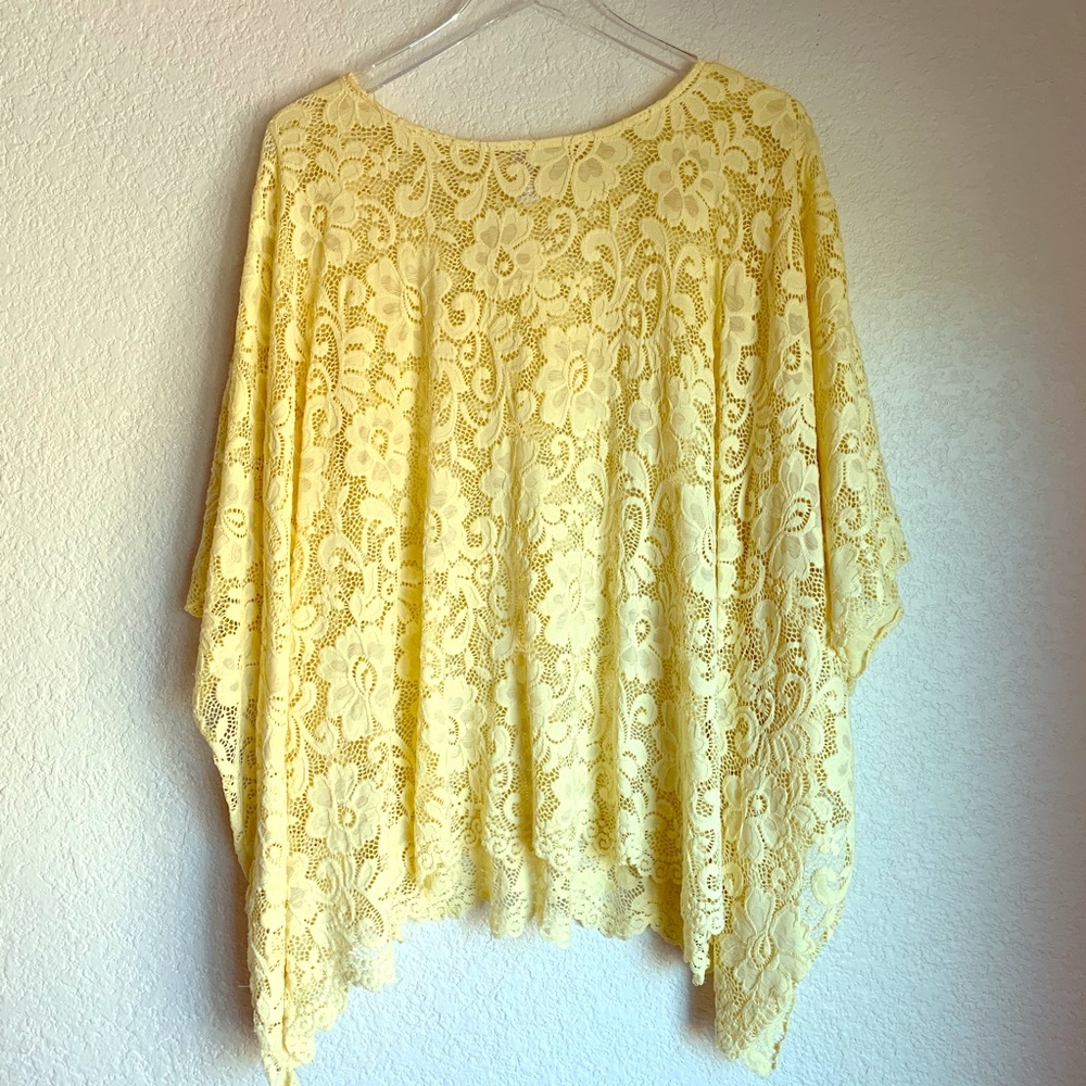 Pink Blush yellow crochet 🧶 laced poncho top